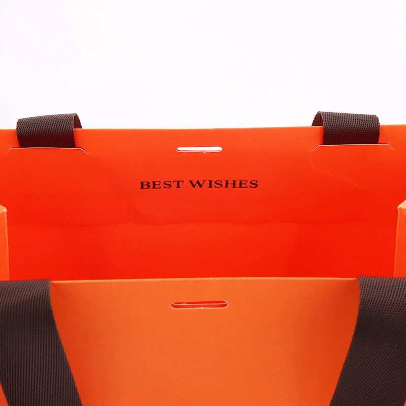 H00bc9b474eb6427a8c2b7552b256e098r.webp BTO Cheap Kraft Costume Paper Gift Bags Personal Wedding Plain Paper Shopping Bags With Customized logo – Image 1