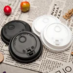 YBLPAK Disposable Black White Coffee Cup Lid for Paper Tea Cup PP Plastic Lids 80mm 90mm Easy Open End Cup Cover with Straw Hole