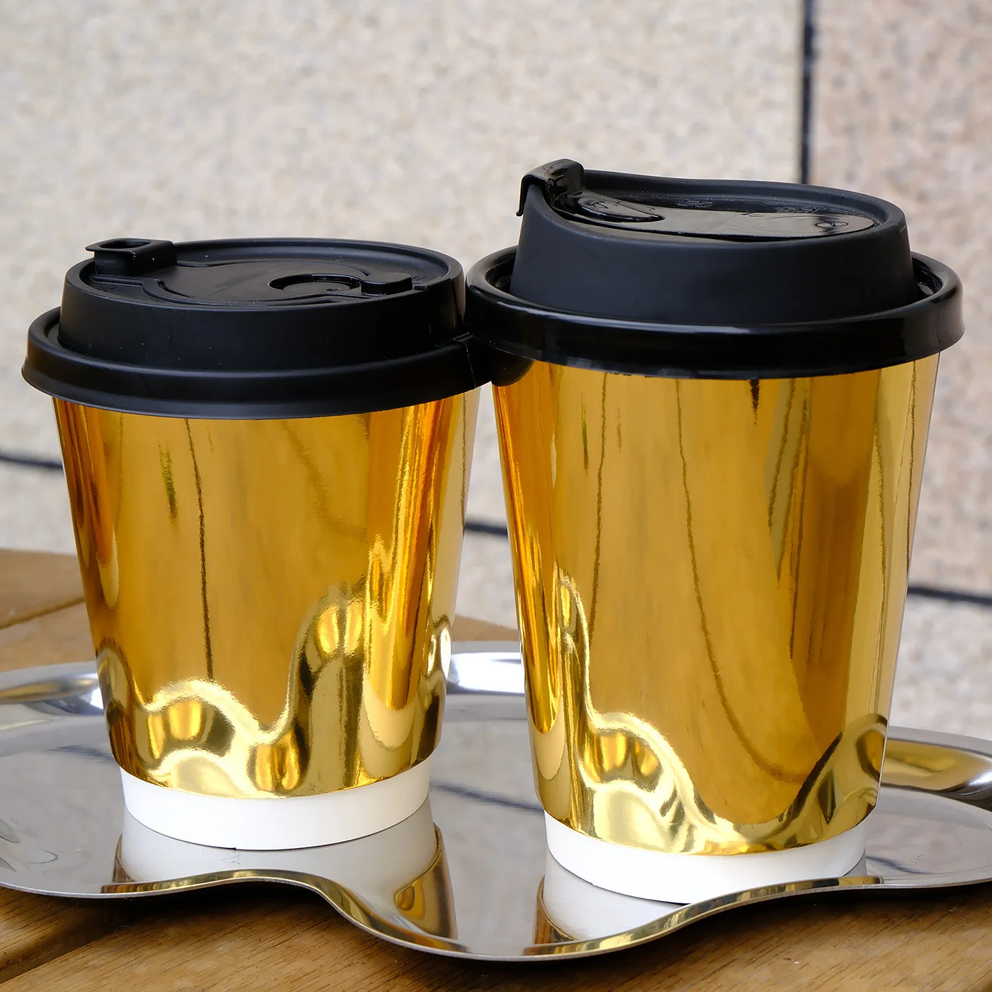 H5b8151e97e694796ab393b95ef0ea87e2.webp YBLPAK 8oz 12oz 16oz Double Wall Insulated Gold Foil Luxury Elegant Heat Retaining Disposable Paper Coffee Cups for Premium Cafe - Image 1